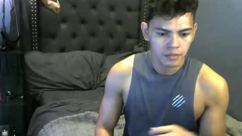 Thehunkpinoy online show from September 2025 10:07:02 AM