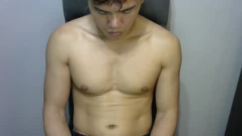 Thehunkpinoy online show from October 2025 05:12:02 PM