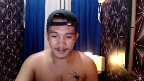 hunkylloyd online show from December 2024 09:18:02 AM