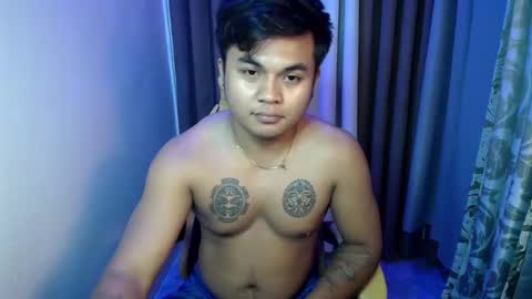 hunkyzeus online show from May 2026 05:42:01 PM