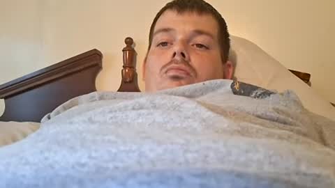 Snapshot of huntdog1221 chatting on June 2026 05:56:02 PM huntdog1221 online show from June 2026 05:56:02 PM