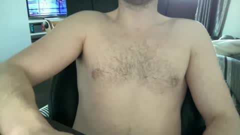 Snapshot of hunter_cam10 chatting on February 2025 03:47:01 PM Hunter online show from February 2025 03:47:01 PM