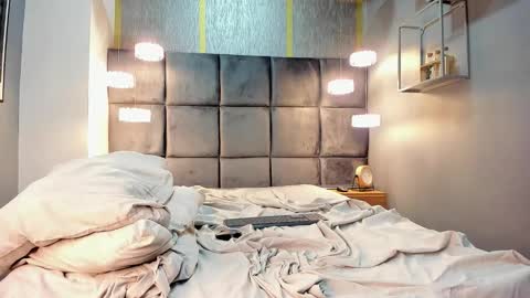 hunterheat_ online show from November 2025 11:58:01 PM