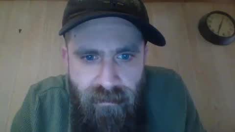 huskygengar22 online show from April 2026 11:28:01 AM