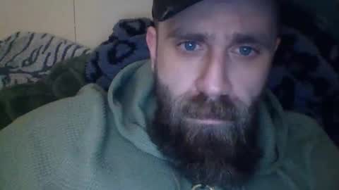 huskygengar22 online show from May 2026 05:13:02 AM