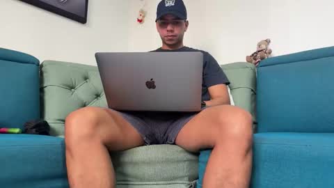 hvm20 online show from December 2025 04:36:01 PM