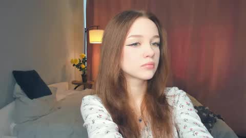 Snapshot of hwadwellingham chatting on May 2026 07:17:01 AM Lily online show from May 2026 07:17:01 AM