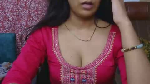 Snapshot of hy_siry chatting on May 2026 06:53:01 AM Siry online show from May 2026 06:53:01 AM