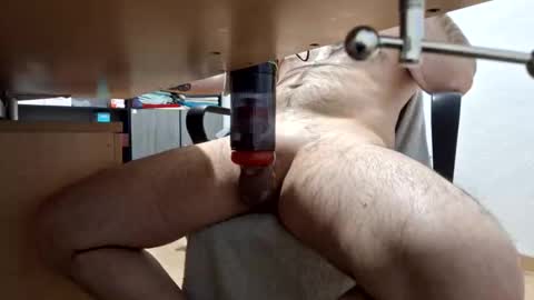 WatchMeCum online show from April 2026 05:07:01 PM