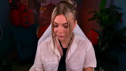 hyileyclark online show from March 2026 09:17:01 AM