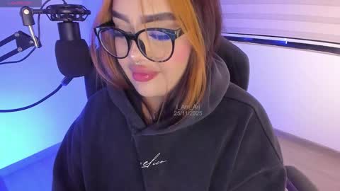 Ari online show from November 2025 02:12:02 AM