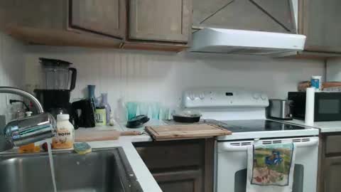 ShortStuff online show from April 2026 05:42:02 PM