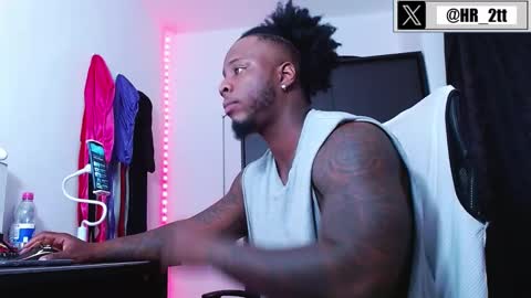 Mr H Independent model online show from December 2024 05:15:02 AM