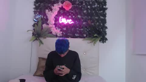 iam_lukas__ online show from September 2025 05:22:01 AM