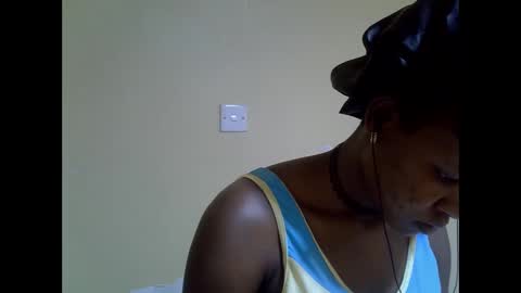 Snapshot of iam_nisa chatting on February 2026 09:45:02 AM iam_nisa online show from February 2026 09:45:02 AM