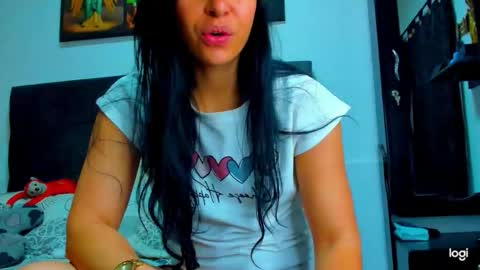 Snapshot of iam_your_fantasy chatting on November 2025 10:12:01 PM iam_your_fantasy online show from November 2025 10:12:01 PM