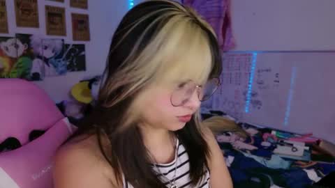 Zoe 3 online show from April 2026 09:01:01 PM