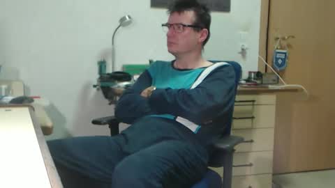 iamachim online show from February 2026 10:44:01 PM