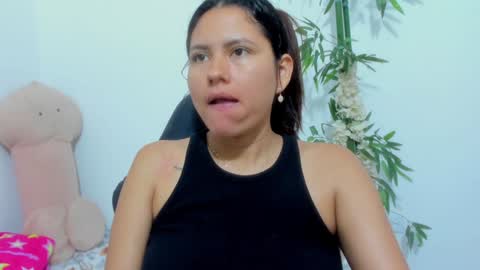 Snapshot of iamevaaa chatting on December 2024 03:37:01 PM Eva online show from December 2024 03:37:01 PM