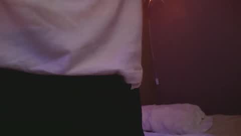 iamhereandnow online show from October 2025 08:22:01 AM