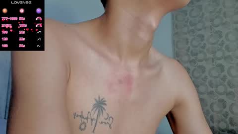 Snapshot of iamjulian_ chatting on January 2026 11:01:01 AM Juliiiiian online show from January 2026 11:01:01 AM