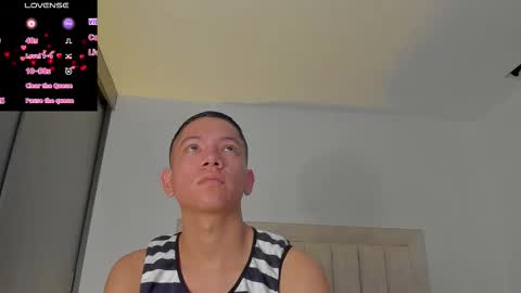 Snapshot of iamjulian_ chatting on January 2026 11:16:02 AM Juliiiiian online show from January 2026 11:16:02 AM