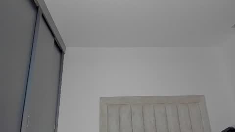 Snapshot of iamjulian_ chatting on July 2026 11:06:02 AM Juliiiiian online show from July 2026 11:06:02 AM