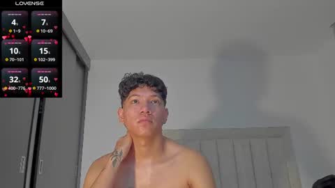 Snapshot of iamjulian_ chatting on July 2026 11:03:02 AM Juliiiiian online show from July 2026 11:03:02 AM