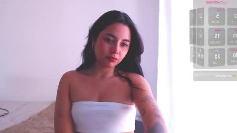 Snapshot of iamjulietaaa chatting on May 2026 01:40:01 PM Julieta online show from May 2026 01:40:01 PM