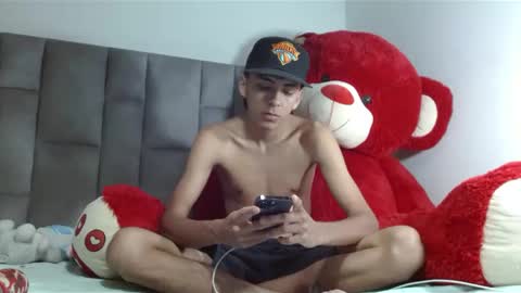 iammaik online show from March 2025 05:38:02 AM