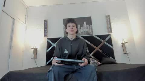 Mariano online show from November 2025 03:40:02 AM