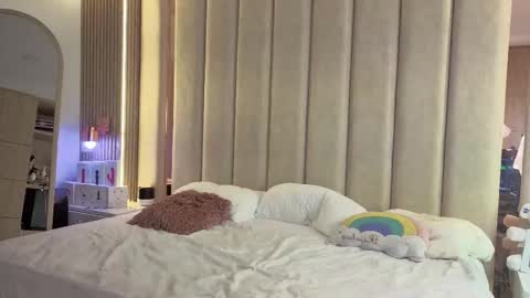 Nyxy online show from November 2025 11:02:01 AM