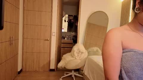 Snapshot of iamnyxy_ chatting on February 2026 11:02:01 AM Nyxy online show from February 2026 11:02:01 AM