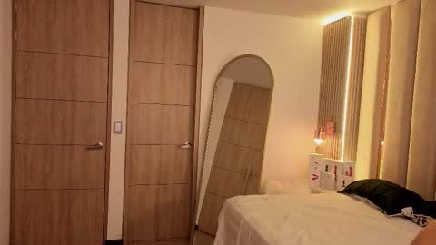 Snapshot of iamnyxy_ chatting on February 2026 12:09:01 PM Nyxy online show from February 2026 12:09:01 PM