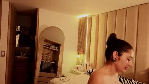 Snapshot of iamnyxy_ chatting on February 2026 11:06:02 AM Nyxy online show from February 2026 11:06:02 AM