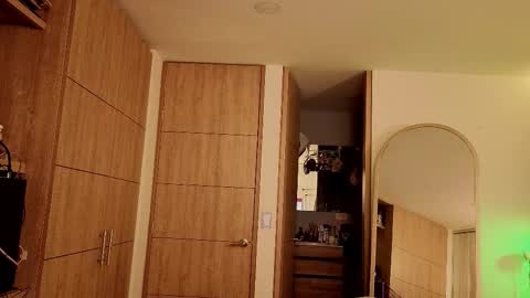 Snapshot of iamnyxy_ chatting on February 2026 11:00:02 AM Nyxy online show from February 2026 11:00:02 AM