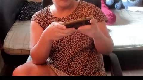 Snapshot of iamsuprememistress chatting on June 2026 05:52:02 AM MADAM MISTRESS ASIANA online show from June 2026 05:52:02 AM