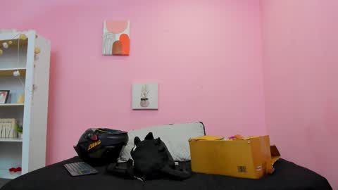 IAN CASTILLO online show from November 2025 11:11:01 AM