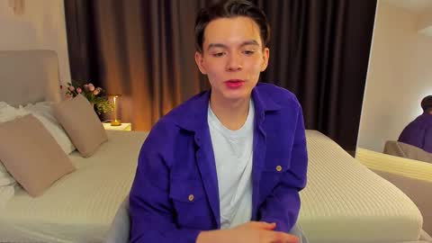 Snapshot of ian_harrickton chatting on February 2026 06:01:01 AM ian online show from February 2026 06:01:01 AM