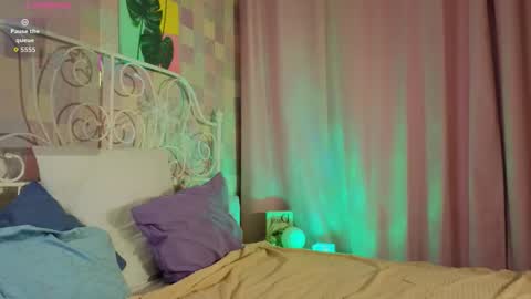 Ian online show from March 2026 02:19:02 AM