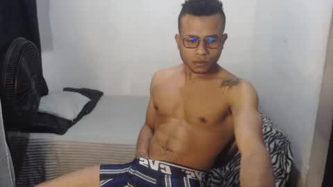 ian_tuner online show from January 2026 03:43:01 AM