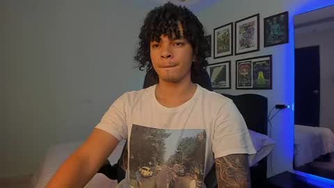 Andres online show from April 2026 10:32:02 PM