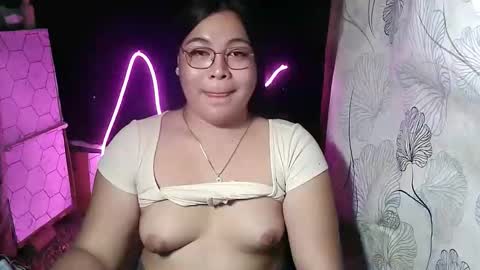 Snapshot of iana_whorexxx chatting on April 2026 07:12:01 AM iana online show from April 2026 07:12:01 AM
