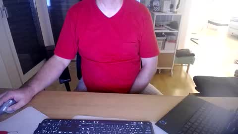 Snapshot of iandy12 chatting on October 2025 09:49:02 PM iandy12 online show from October 2025 09:49:02 PM