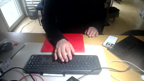 Snapshot of iandy12 chatting on February 2026 01:05:02 PM iandy12 online show from February 2026 01:05:02 PM