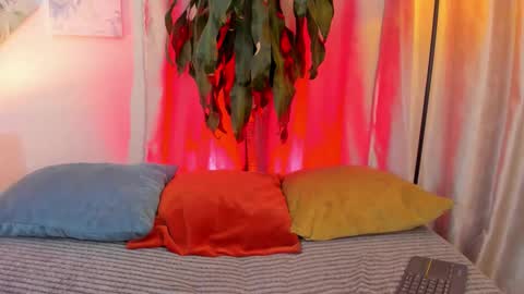 ian  online show from January 2026 04:28:01 AM