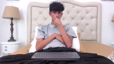 ibratxandy online show from March 2026 04:02:02 PM