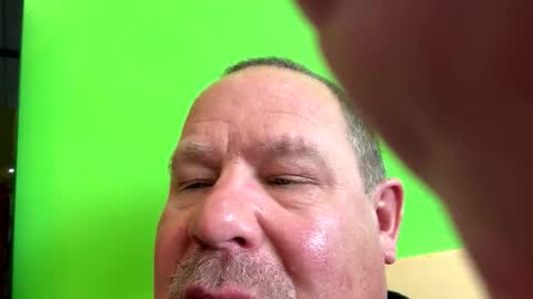 Snapshot of icanmakeyousquirt69 chatting on April 2026 08:42:02 PM icanmakeyousquirt69 online show from April 2026 08:42:02 PM