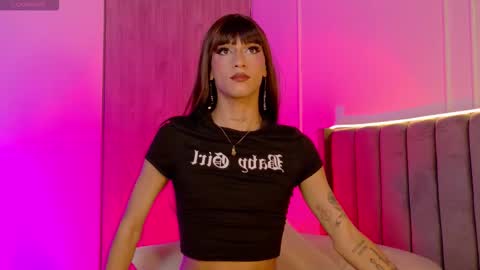 Crystall online show from March 2026 11:21:02 AM