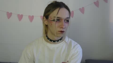 Jade online show from March 2026 02:42:02 PM